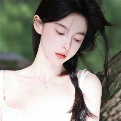 小妮扛枪
